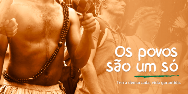 Ser indígena é ser parte de um povo diverso que cultua a sua ancestralidade por meio da oralidade, de histórias, símbolos, grafismos, instrumentos de luta e rituais